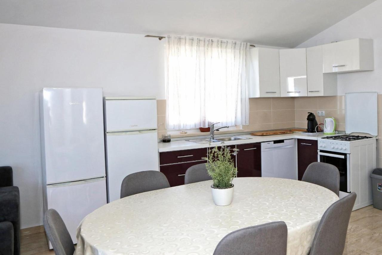 Apartmani Cili Miletici Εξωτερικό φωτογραφία