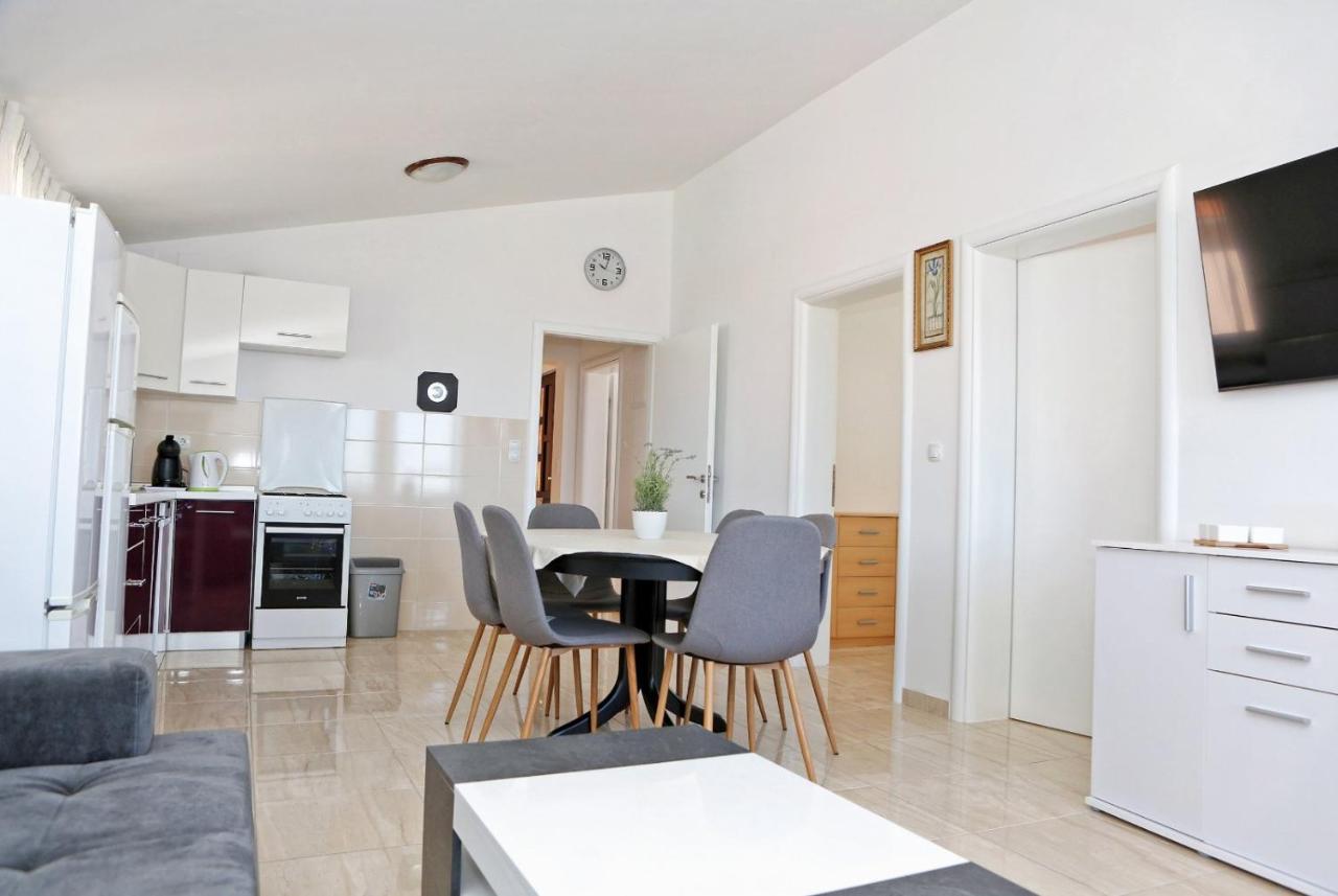 Apartmani Cili Miletici Εξωτερικό φωτογραφία