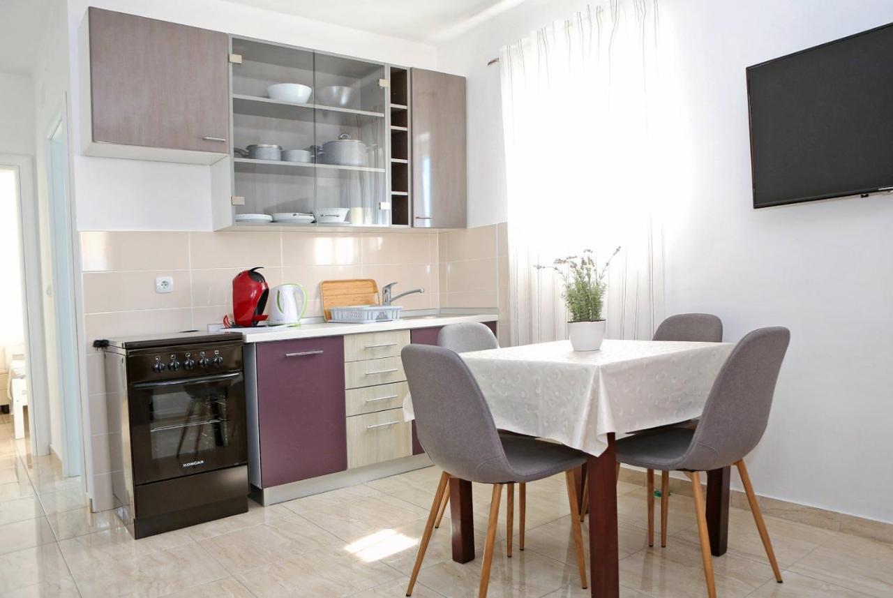 Apartmani Cili Miletici Εξωτερικό φωτογραφία