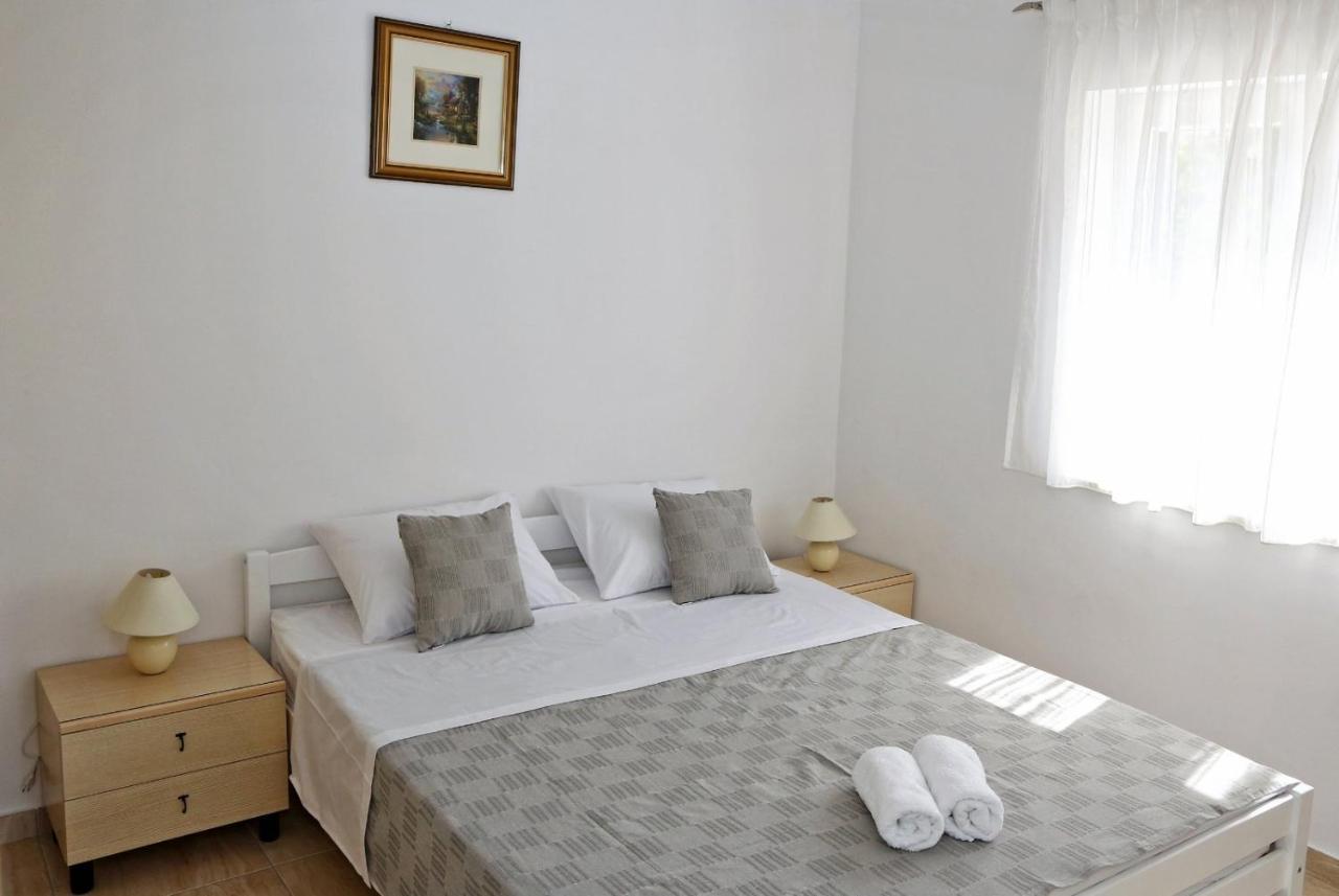 Apartmani Cili Miletici Εξωτερικό φωτογραφία