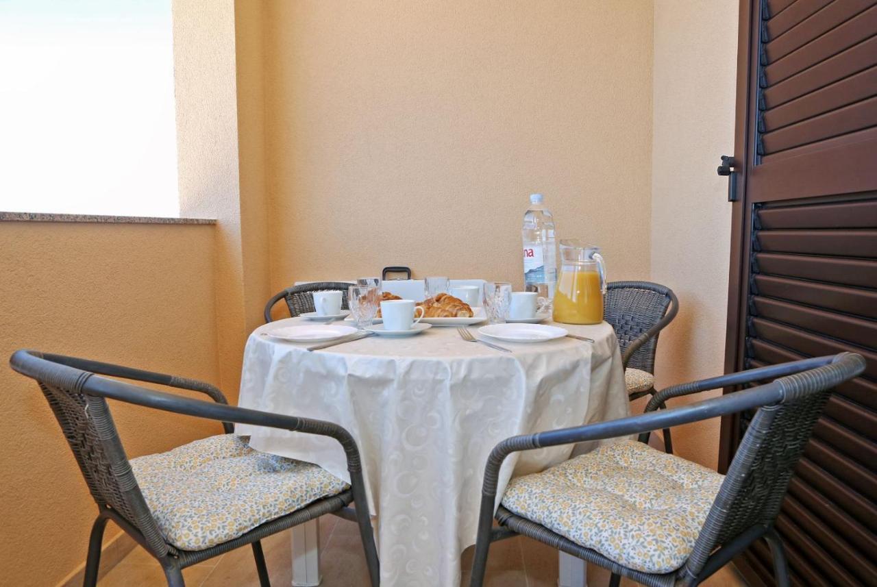 Apartmani Cili Miletici Εξωτερικό φωτογραφία